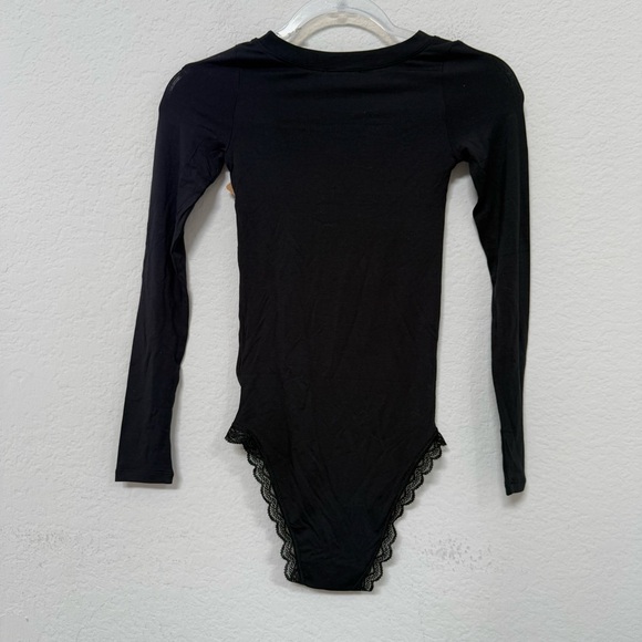 Stripe & Stare Long Sleeve Bodysuit Black Size Small - Picture 3 of 5